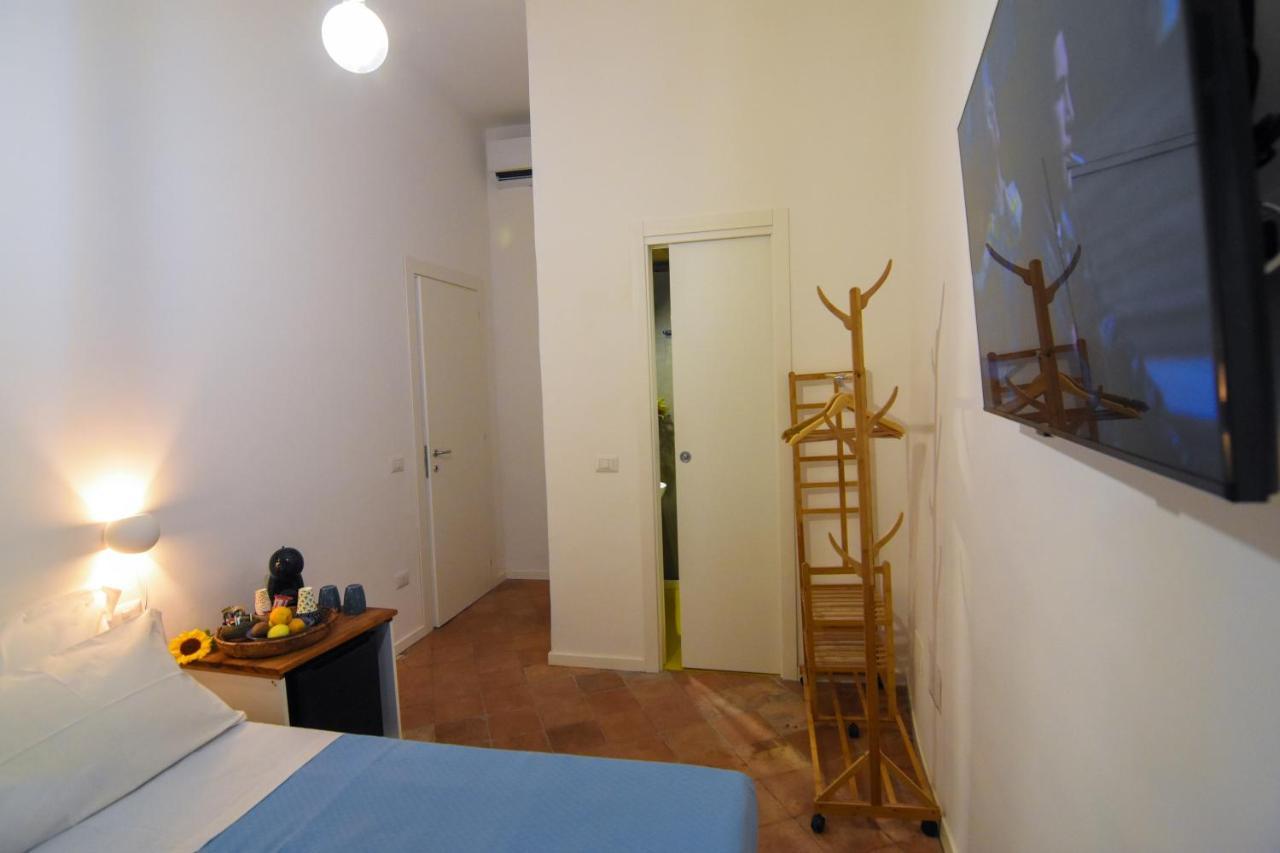 La Dimora Di Artemide B&B Naples Exterior photo